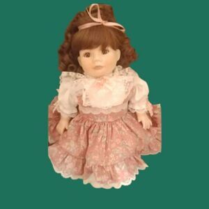 St George doll Co. Strawberry festival doll, 1993, plant city, Florida